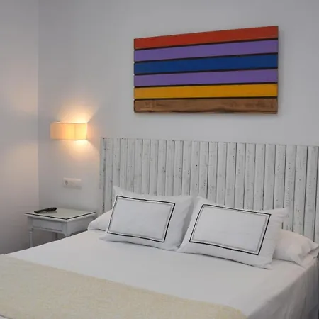 Dona Lola Marina Guest house