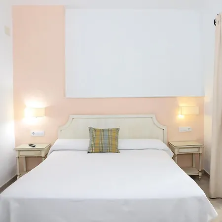 Guest house Dona Lola Marina